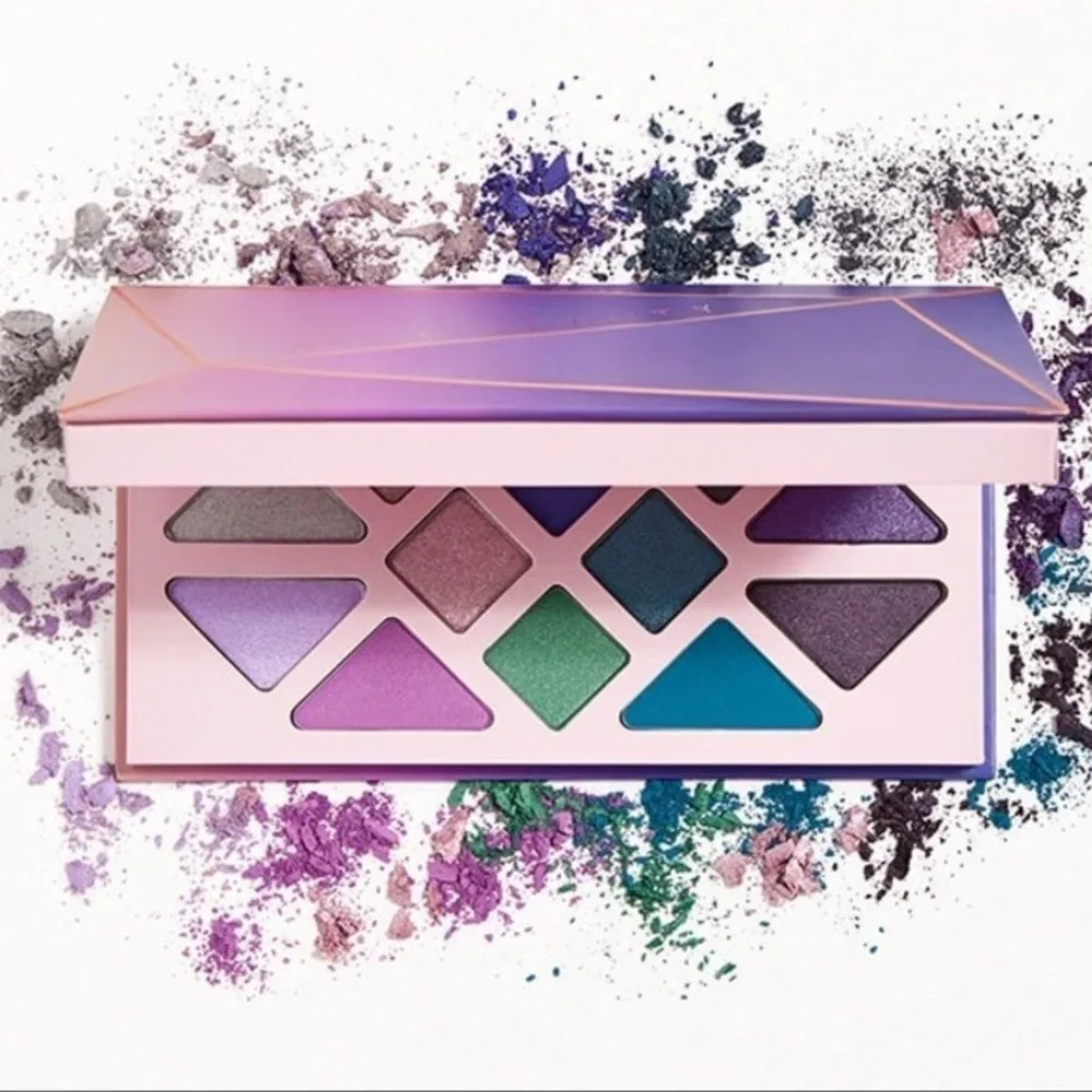 ATHR Beauty Moonlight Crystal Eyeshadow Palette